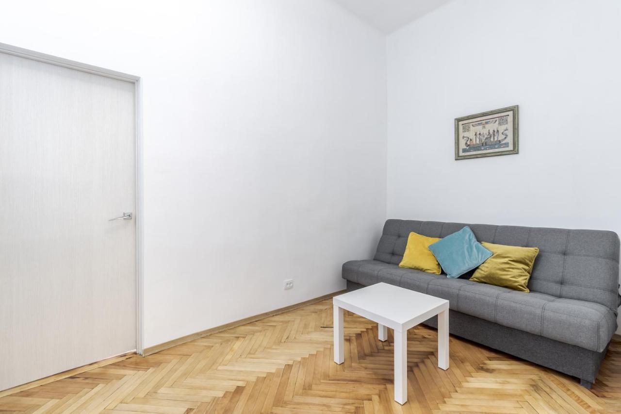 City Shalom Apartment Leopoli Esterno foto